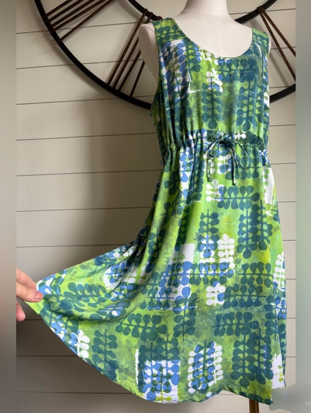 Blue Ginger Hawaiian Sleeveless Green & Blue Batik Dress W Drawstring Waist. XL - Picture 3 of 7